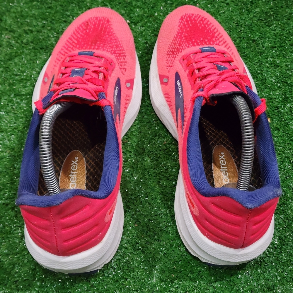 BROOKS LAUNCH 9 - Women's Athletic Shoes - SIZE 10 - - - Insoles aren't brooks - Picture 5 of 9